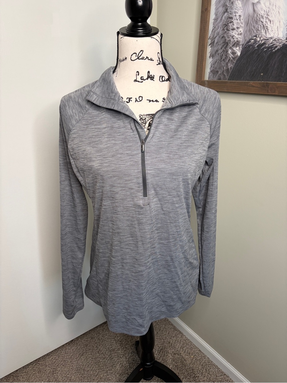 Women’s Athletic Quarter-Zip Long Sleeve Top